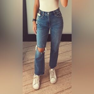 Abercrombie & Fitch The 90's Straight Ultra High Rise Curve Love Jeans